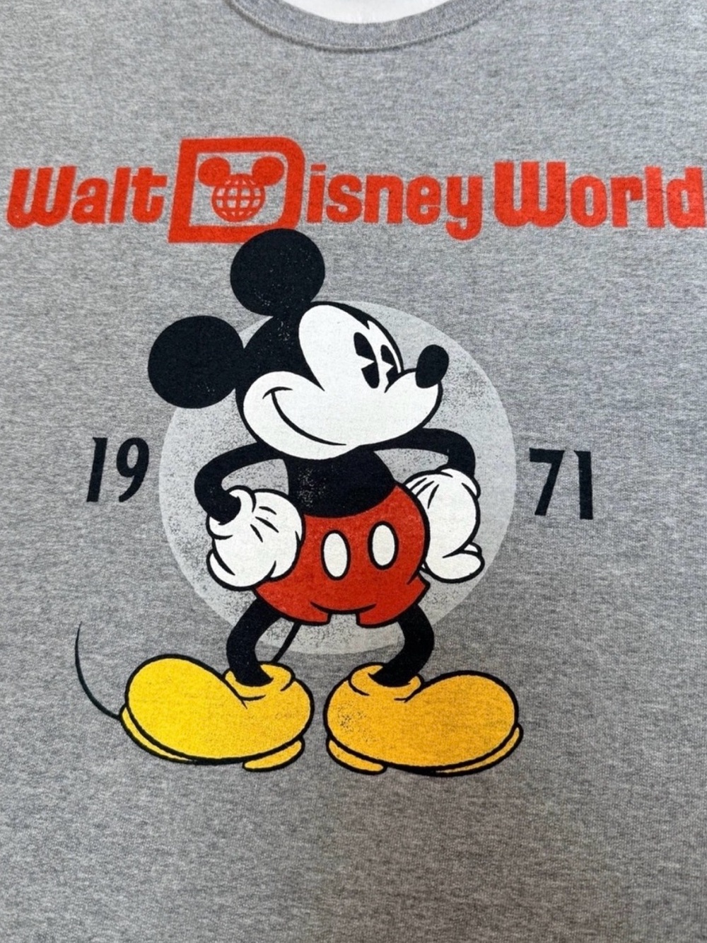Walt Disney World Gray Crewneck Pullover Sweatshirt Mickey Mouse Adult Medium - Picture 4 of 8